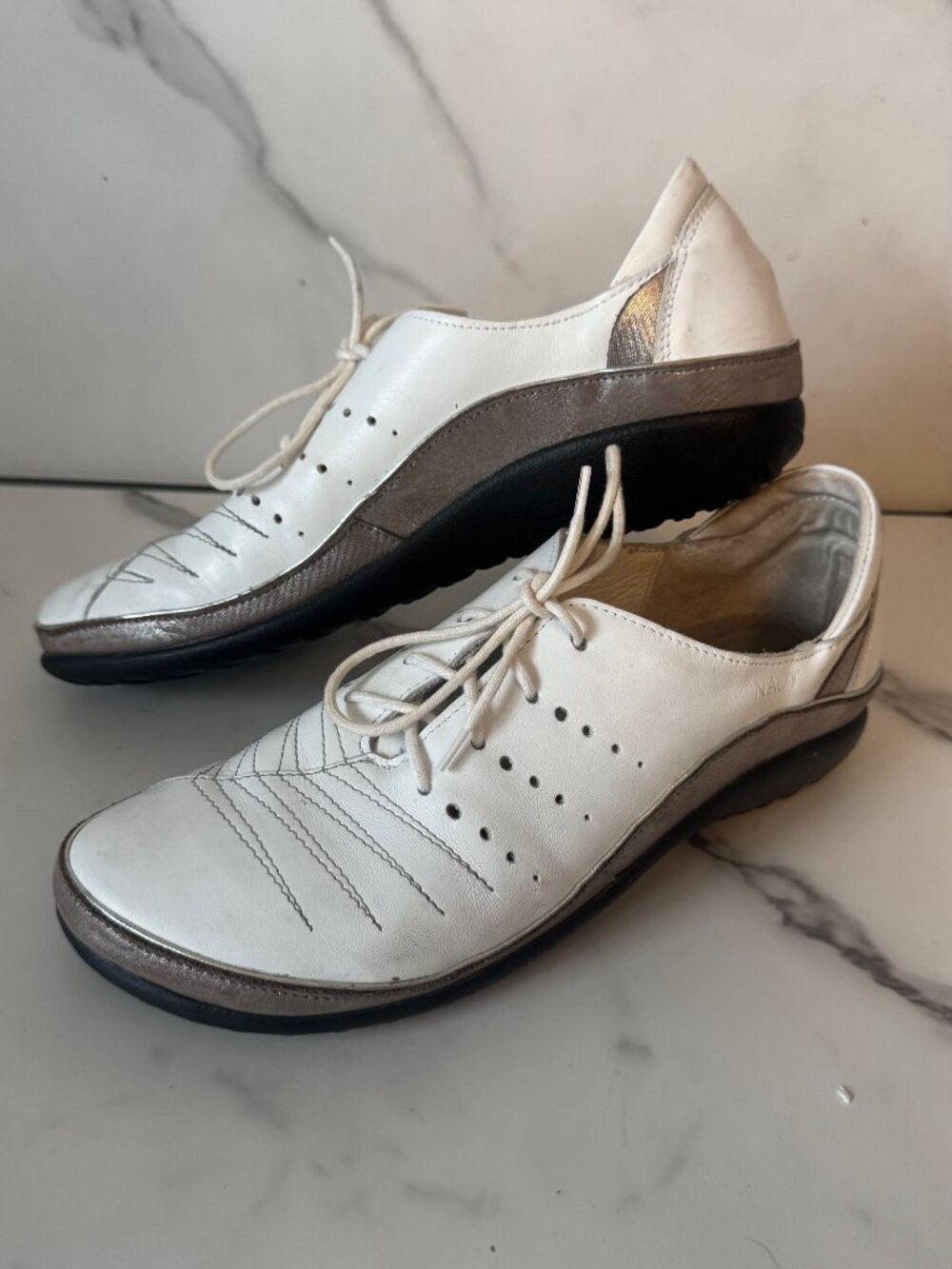 Naot Kumara Casual Leather Laceup Shoe Sz 39